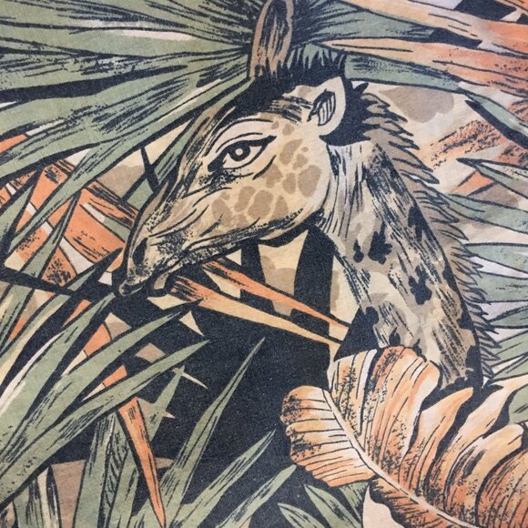 'African Safari' Giraffe Short Sleeve Vintage Button Down - Picture 5 of 5